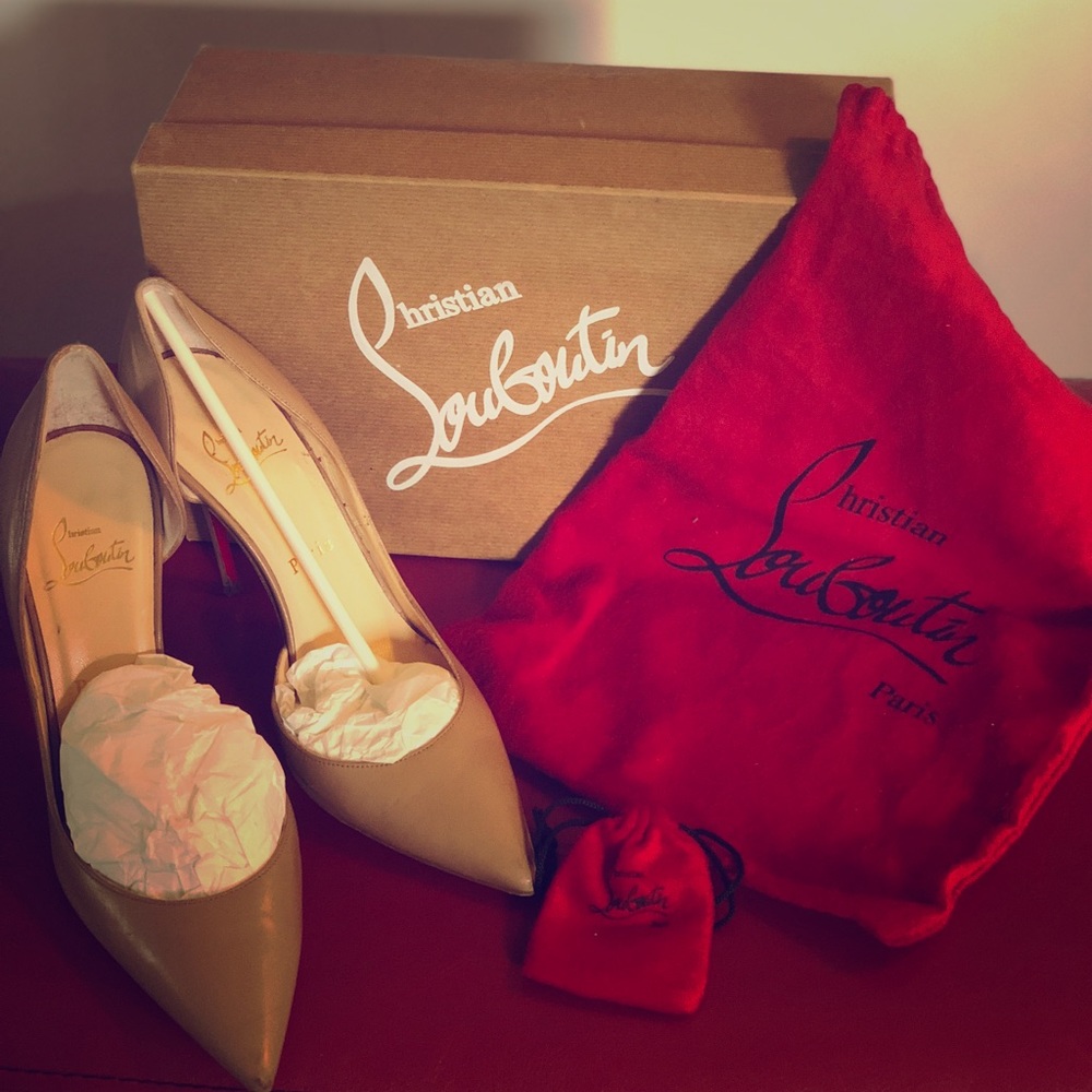 Christian Louboutin Iriza Pumps
